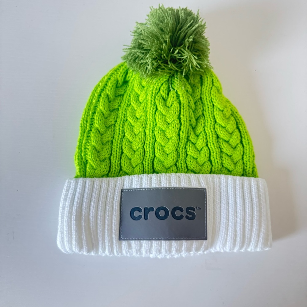 NEW CROCS Green and White Knit Winter Beanie SPECIAL EDITION 2025